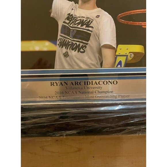 Ryan Arcidiacono signed autographed Villanova 2016 champs 8x10 framed photo JSA - Picture 4 of 5